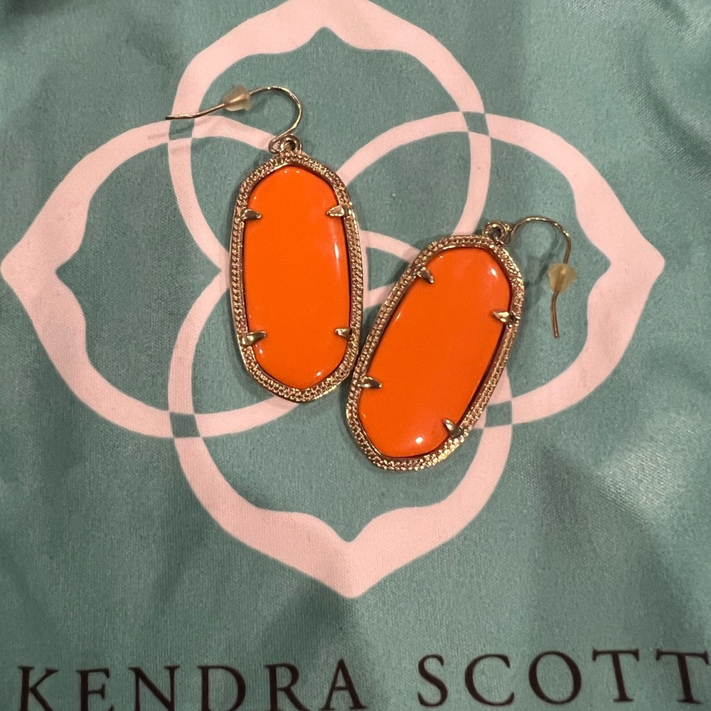 Kendra Scott Elle Gold Drop Earrings in Orange